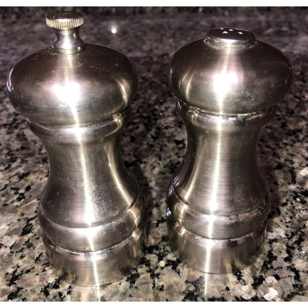 Vintage Olde Thomson Salt And Pepper Shaker Carbon Steel/Plastic 4x2